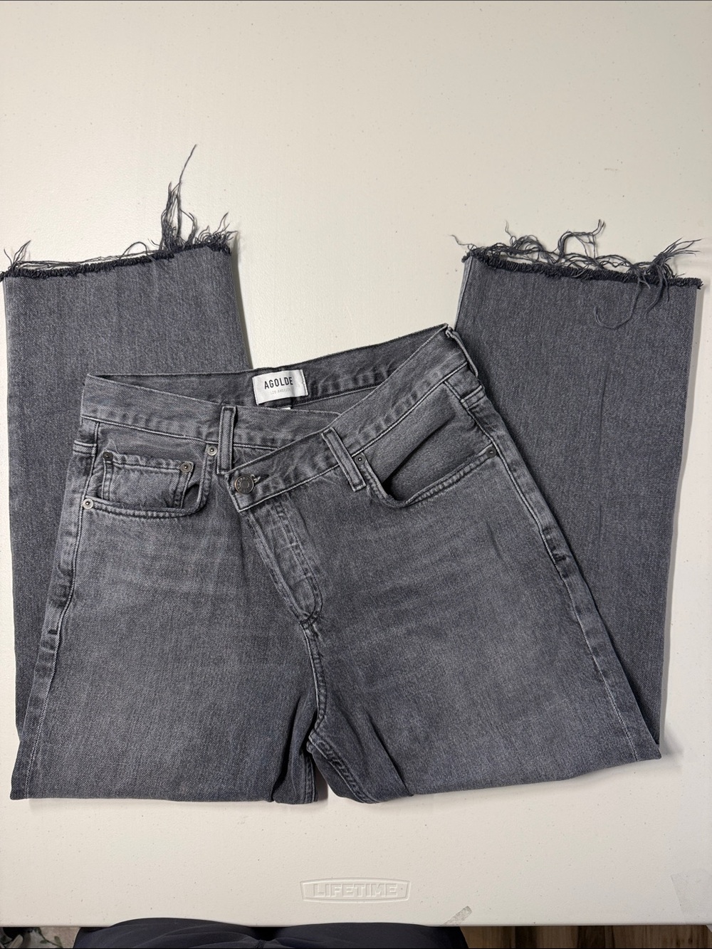 Agolde Criss Cross Jeans Washed Black Straight Leg Raw Hem Denim 100% cotton 26
